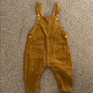 H&M 6-9 M Mustard corduroy overalls